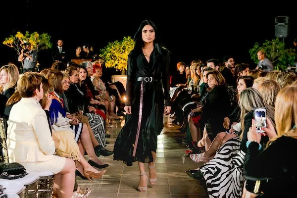 Desfile Maciej Zień Desfile Maciej Zień
