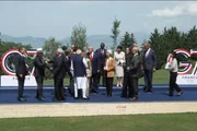 Lula e Trump não se cumprimentam durante "foto de família" no G7 na França Lula e Trump não se cumprimentam durante "foto de família" no G7 na França