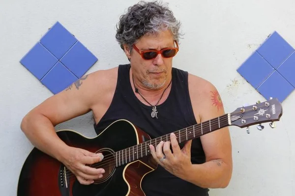Bebeto Alves