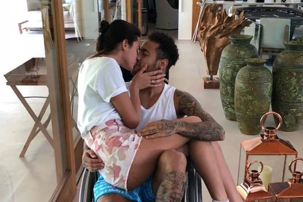 Neymar mora em mansão de R$ 28 milhões para ficar perto de Bruna