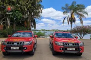 Ao menos três embarcações, uma mota aquática, quatro viaturas e um helicóptero foram mobilizados para auxiliar nas buscas