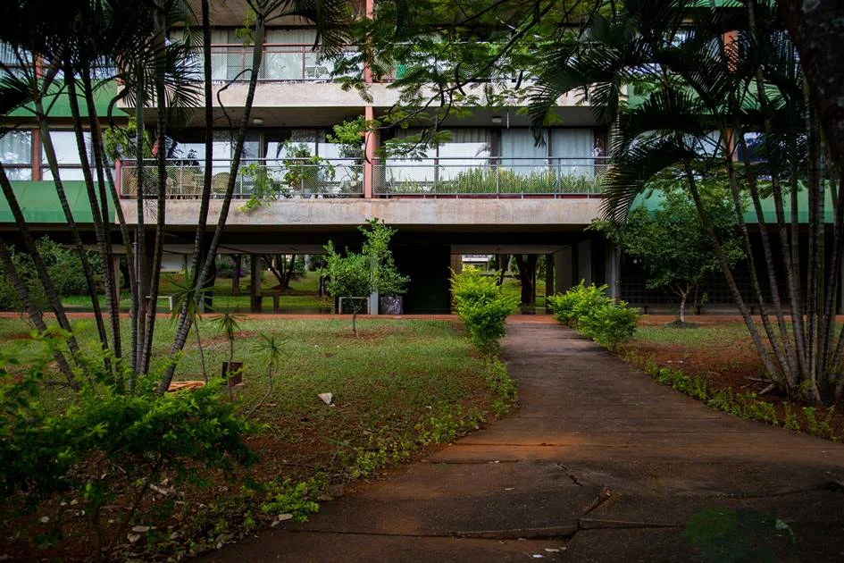 Além da Esplanada: os 6 prédios residenciais mais bonitos de Brasília - imagem 4 Além da Esplanada: os 6 prédios residenciais mais bonitos de Brasília - imagem 4