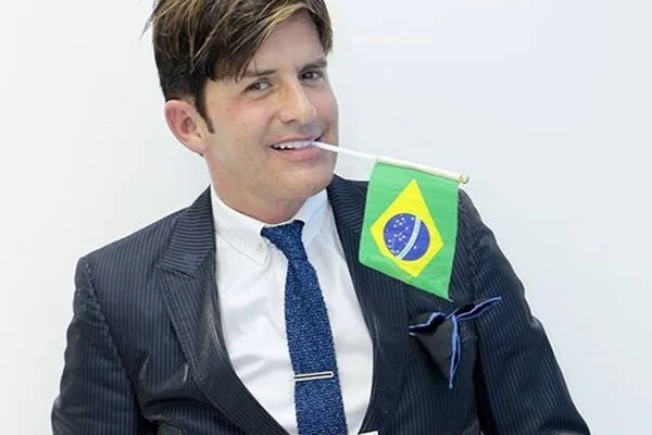 Dr. Rey