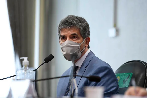 Nelson Teich na CPI da Covid