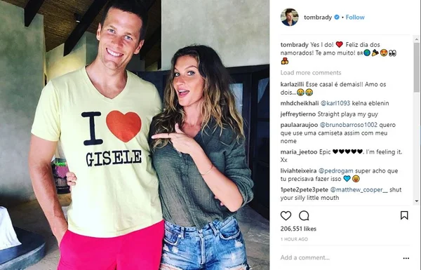 NFL: quarterback Tom Brady assina com o Tampa Bay Buccaneers