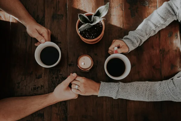 Veja as previsões para o amor e os relacionamentos em novembro de 2021