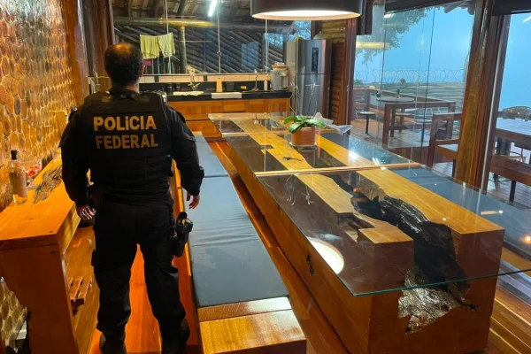 PF mira grupo que movimentou R$ 70 milhões com tráfico de cocaína