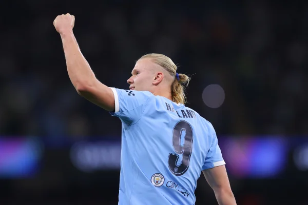 Foto colorida de Erling Haaland, do Manchester City - Metrópoles