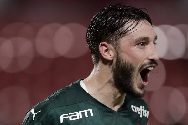 Jornalista uruguaio garante acerto de Palmeiras e Roma por Viña