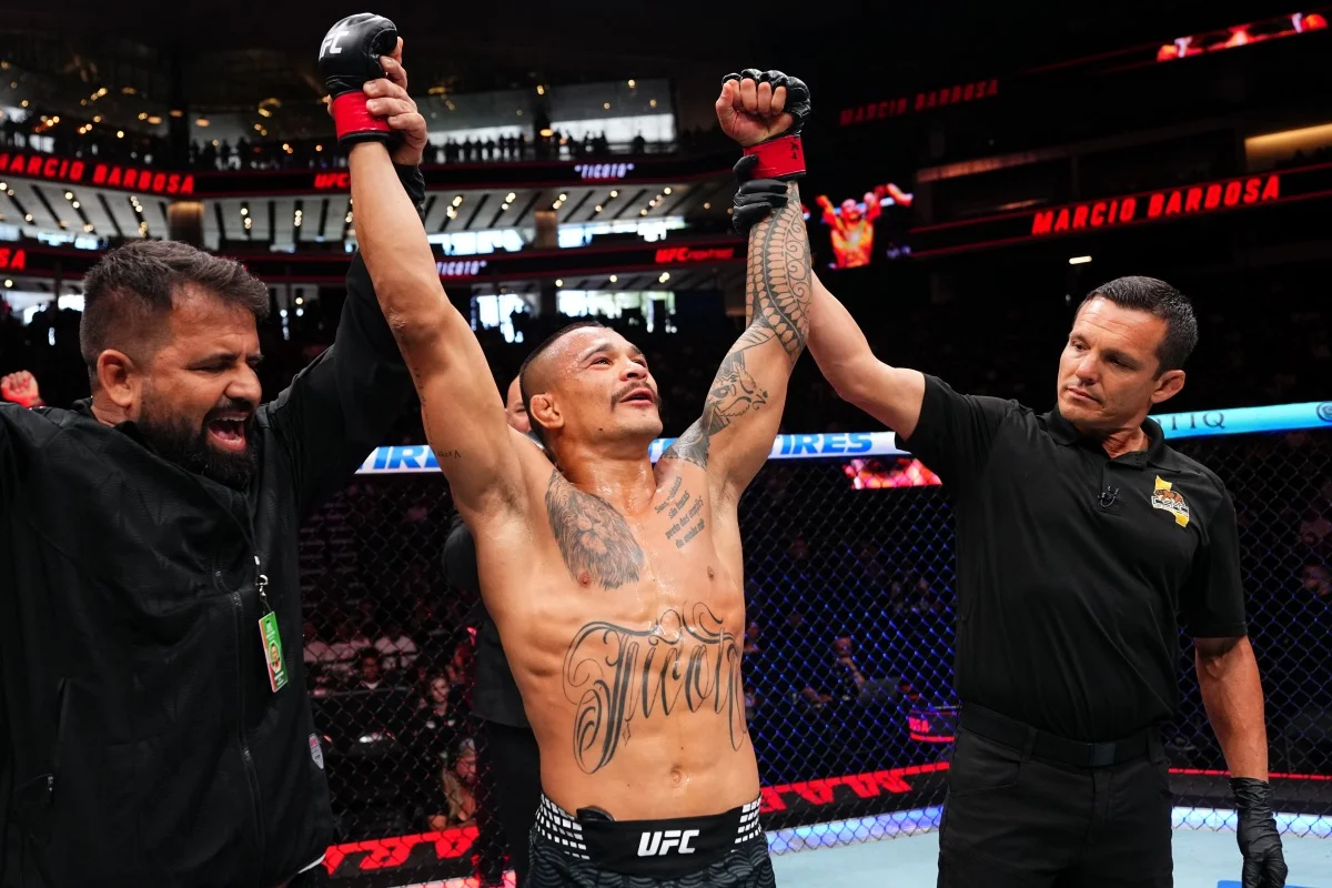 Marcio Ticotô conquistou a vitória diante de Ryan Kuse Marcio Ticotô conquistou a vitória diante de Ryan Kuse