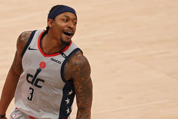 NBA: sem LeBron James, Lakers perdem para Washington Wizards