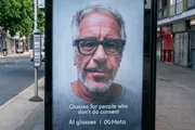 "Óculos para pessoas que não pedem consentimento" "Óculos para pessoas que não pedem consentimento"