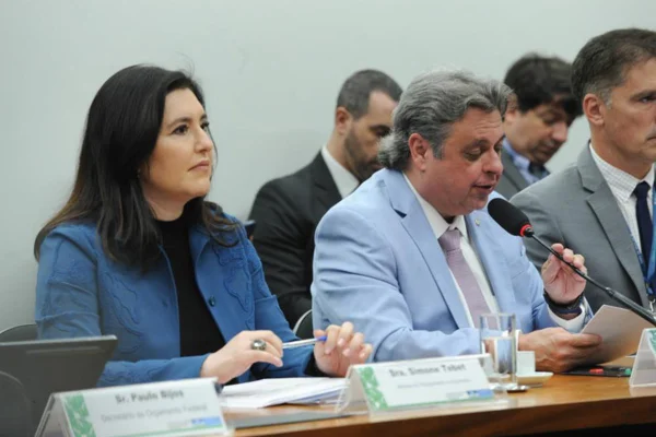 Foto colorida da Ministra do Planejamento e Orçamento, Simone Tebet - Metrópoles
