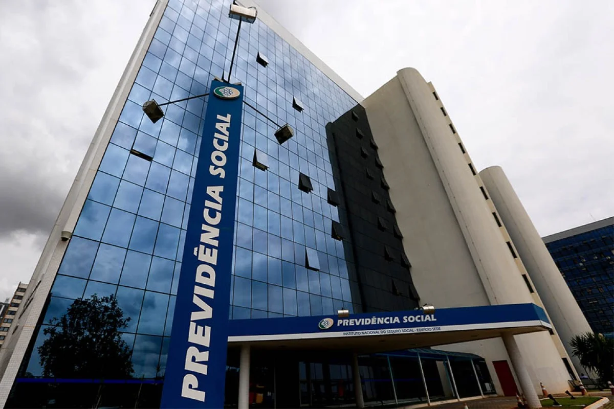 PF: mulher de investigado pagou cirurgia plástica com desvios do INSS