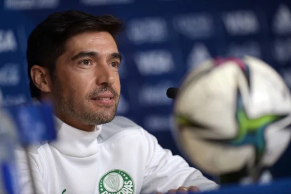 Foi uma bela “passada de pano” do Palmeiras para Abel Ferreira