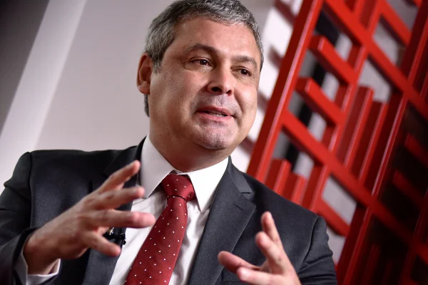 Deputados do PT assinam projeto de lei que corta jornada semanal para 36h sem reduzir salário