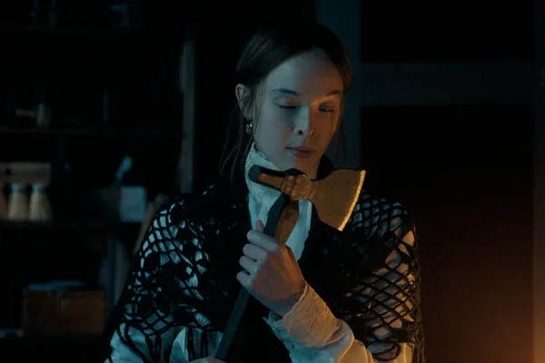 Imagem colorida de Ella Beatty como Lizzie Borden em Monstros: A História de Lizzie Borden, da Netflix - Metrópoles