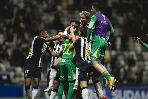 Imagem colorida do Atlético-MG na Sul-ameicana