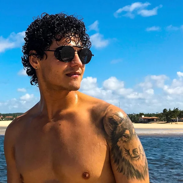 Influencer que morreu após reação alérgica deixou carta de despedida - destaque galeria Influencer que morreu após reação alérgica deixou carta de despedida - destaque galeria