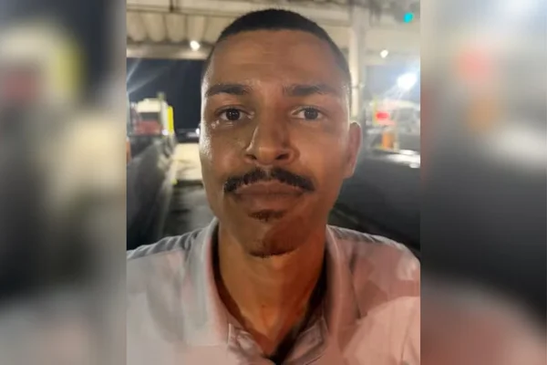 Imagem colorida de líder do Bonde do Maluco, preso em SP. Metrópoles