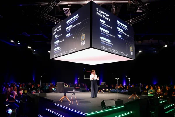 Brasileiro gastará mais e melhor na Black Friday 2022, aponta Google
