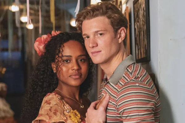 Duda Santos (Renascer) e Pedro Novaes são os protagonistas de Garota do Momento
