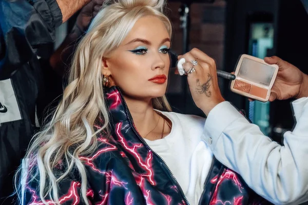 Morte de Lauren Bennett é investigada na Inglaterra - destaque galeria