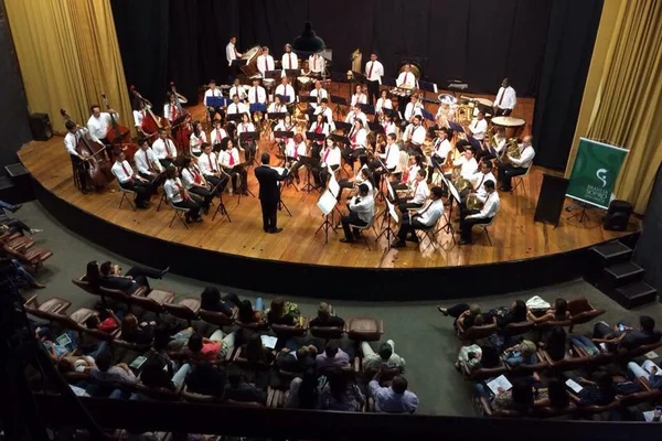 Silêncio no Paranoá. Assaltantes roubam instrumentos musicais de projeto social