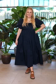 Vestido longo com papete Vestido longo com papete