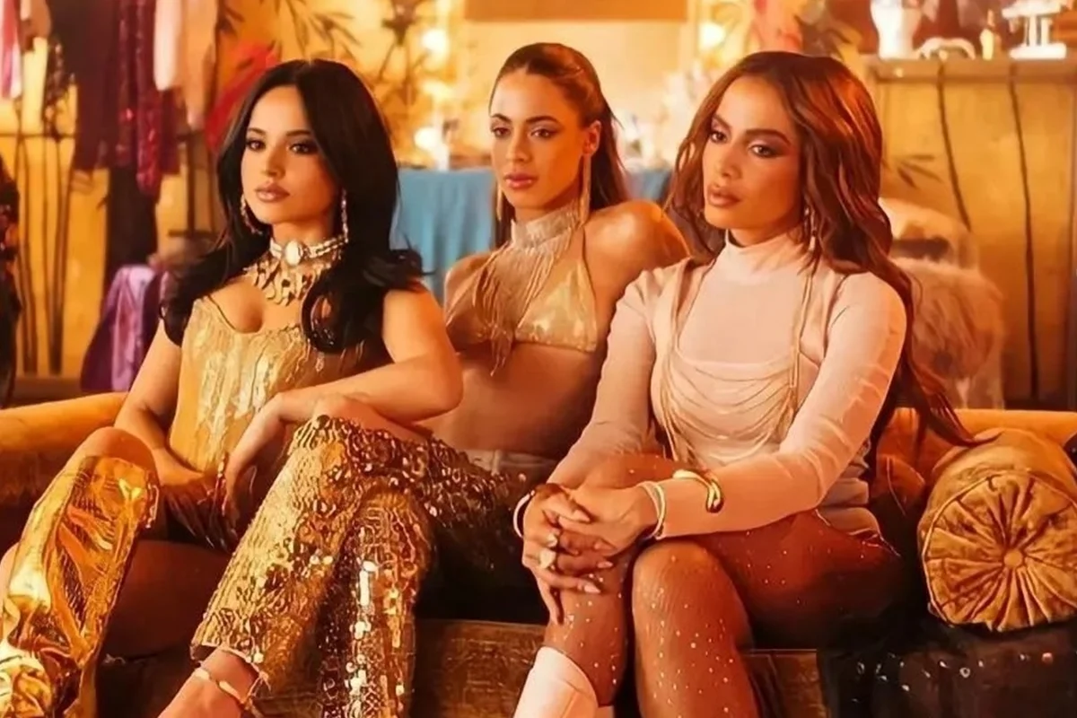 Tini Stoessel colaborou com Anitta em 2022 na música La Loco Tini Stoessel colaborou com Anitta em 2022 na música La Loco