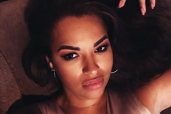 Ex-BBB Ariadna desabafa sobre irmã que desrespeita isolamento: “Mesquinha”