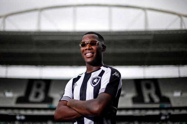Botafogo anuncia contratação de Patrick de Paula, ex-Palmeiras