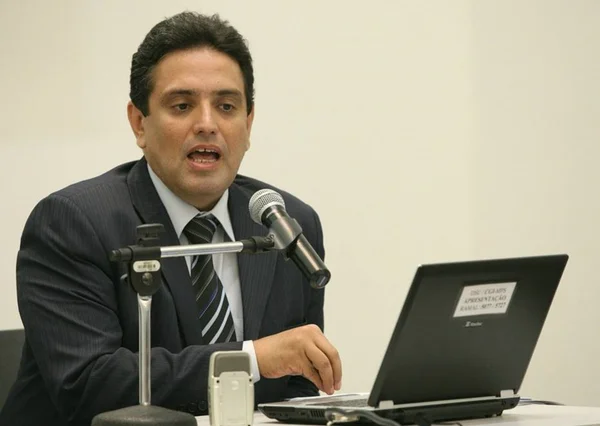 “Seria irresponsabilidade propor capitalização agora”, diz Rolim
