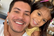 Arthur Aguiar e a filha, Sophia