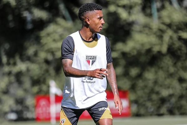 São Paulo leva transfer ban por dívida na compra de Marcos Antônio