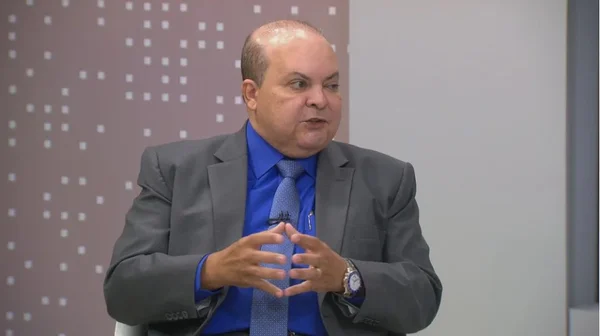 “Tem atrapalhado muito o governo”, diz Ibaneis sobre trabalho do TCDF