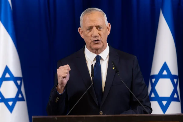 Foto colorida de Benny Gantz - Metrópoles