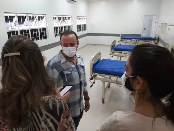 Fevereiro de 2021 - Prefeito Edinho Silva em abertura de novos leitos em Araraquara
