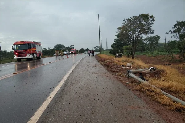 Motociclista de 28 anos morre em acidente na BR-251