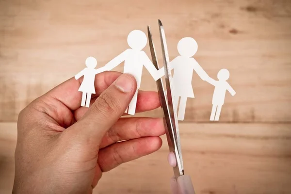 A maldição familiar dos pais que invejam os filhos