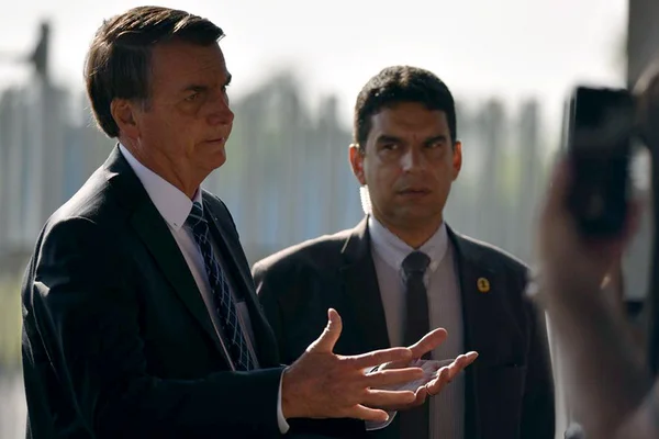 Bolsonaro diz que pode rever MP do Coaf para corrigir falhas