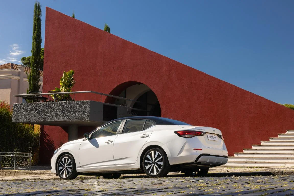 Novo Sentra sobe de patamar. Preços vão de R$ 148 mil a R$ 171,5 mil - imagem 5 Novo Sentra sobe de patamar. Preços vão de R$ 148 mil a R$ 171,5 mil - imagem 5
