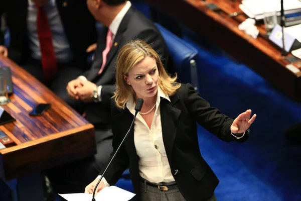 Brasília(DF), 25/08/2016 - Gleisi Hoffmann. Primeiro dia do julgamento do impeachment da presidente Dilma Roussef no Senado Federal. Foto: Rafaela Felicciano/Metrópoles
