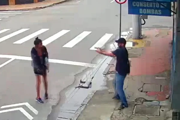 “Como se fosse bicho”, diz homem sobre moradora de rua baleada