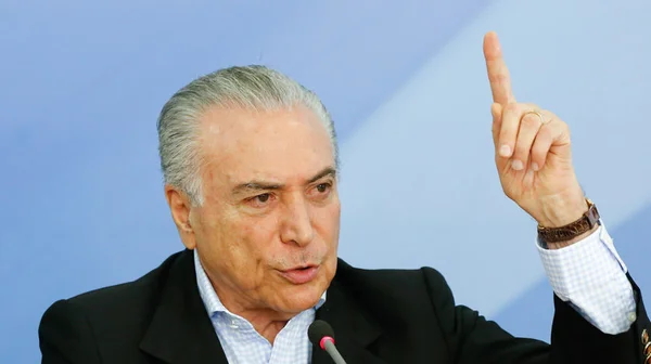 Temer fala sobre reforma da Previdência e faz acusações contra Janot