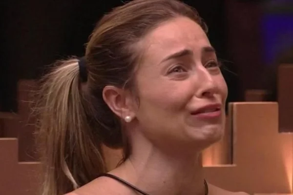 BBB19: “Ela não fez nada”, dispara Paula após expulsão de Hariany
