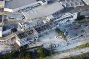 O segundo andar do shopping Aeon Mall, na cidade de Kashima, explodiu, nesta terça-feira (28/7) 