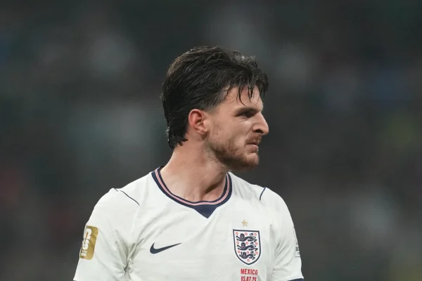 Foto colorida de Declan Rice - Metrópoles