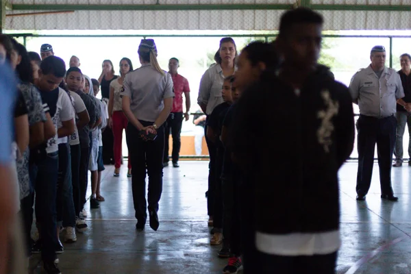 CLDF rejeita projeto que suspendia militarização das escolas do DF