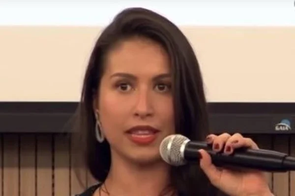 juíza defende aglomeração
